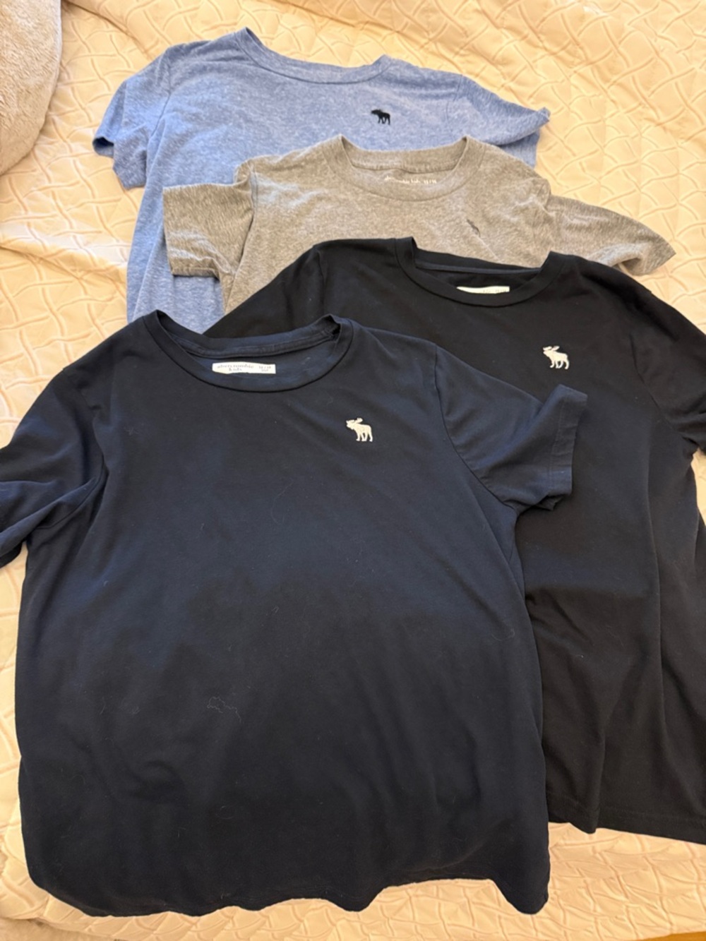 abercrombie kids Gray, Black, Navy, Blue Tee Shirt Lot